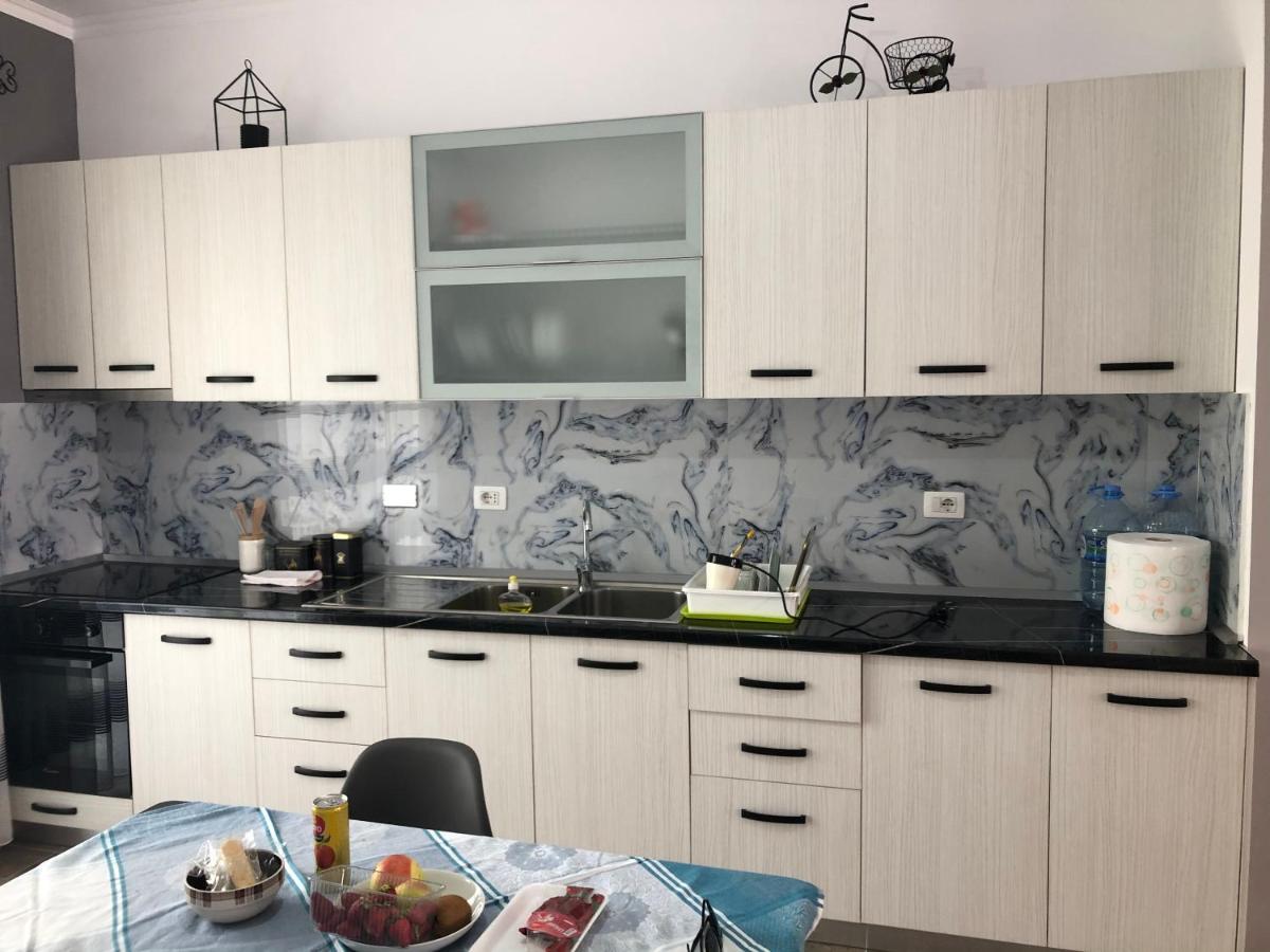 Rent Room Vlora Экстерьер фото