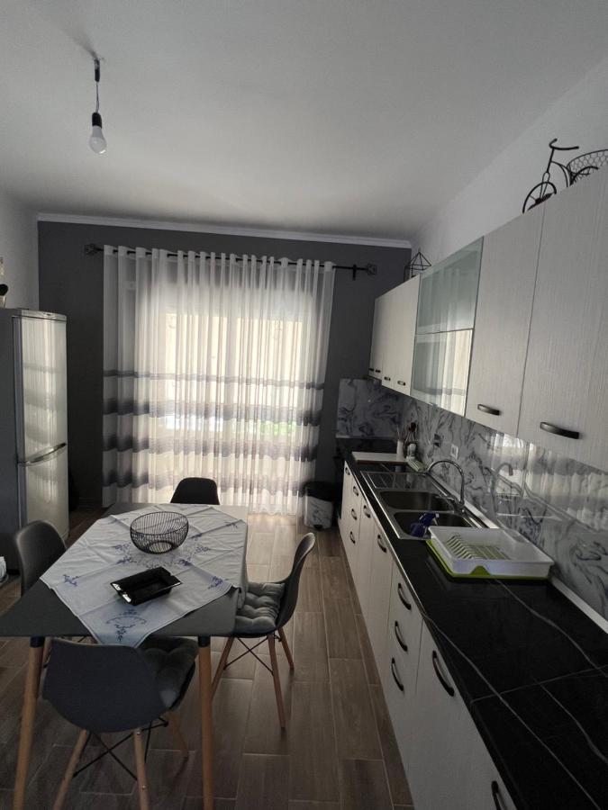 Rent Room Vlora Экстерьер фото
